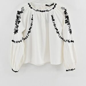 Haute‎ Rogue Embroidered Blouse Womens Size S White Black Floral Cotton Cottage